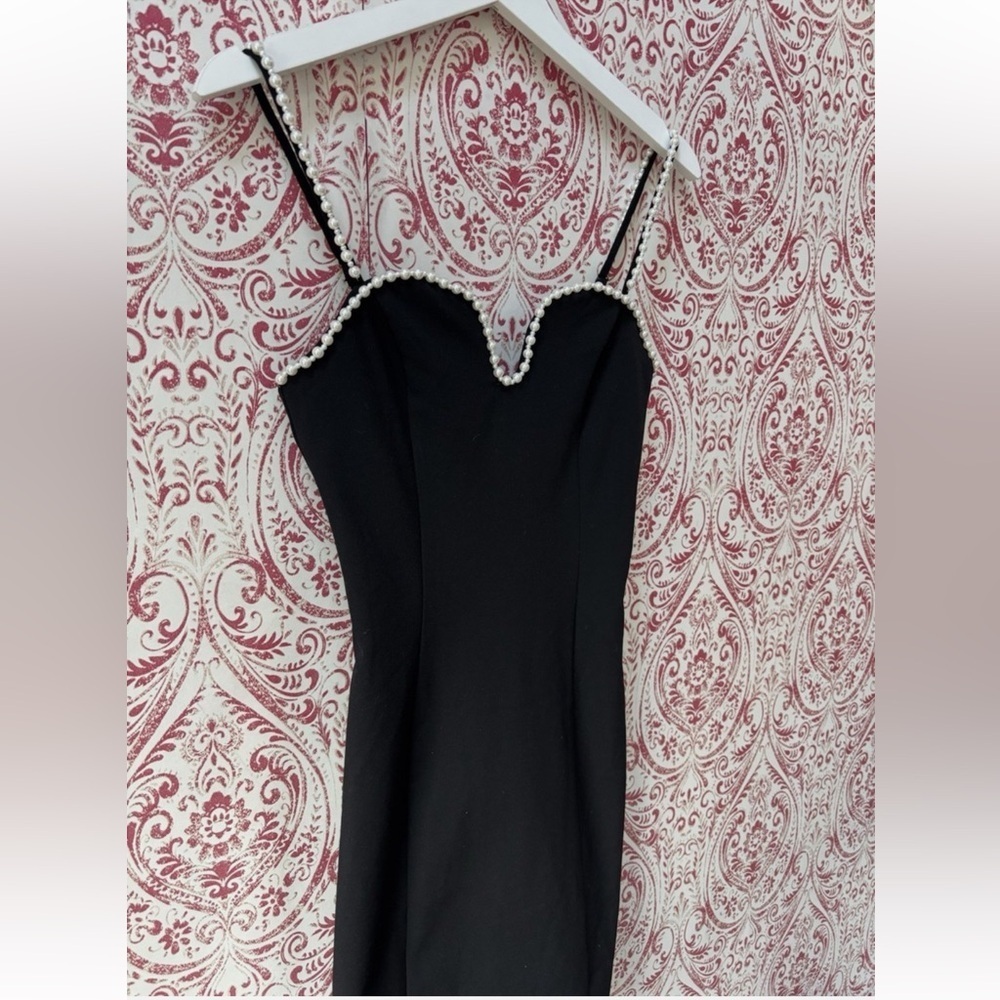 NWT H&M Black Pearl Mini Sweetheart Neckline Sleeveless Bodycon “Revenge” Dress - Picture 3 of 8